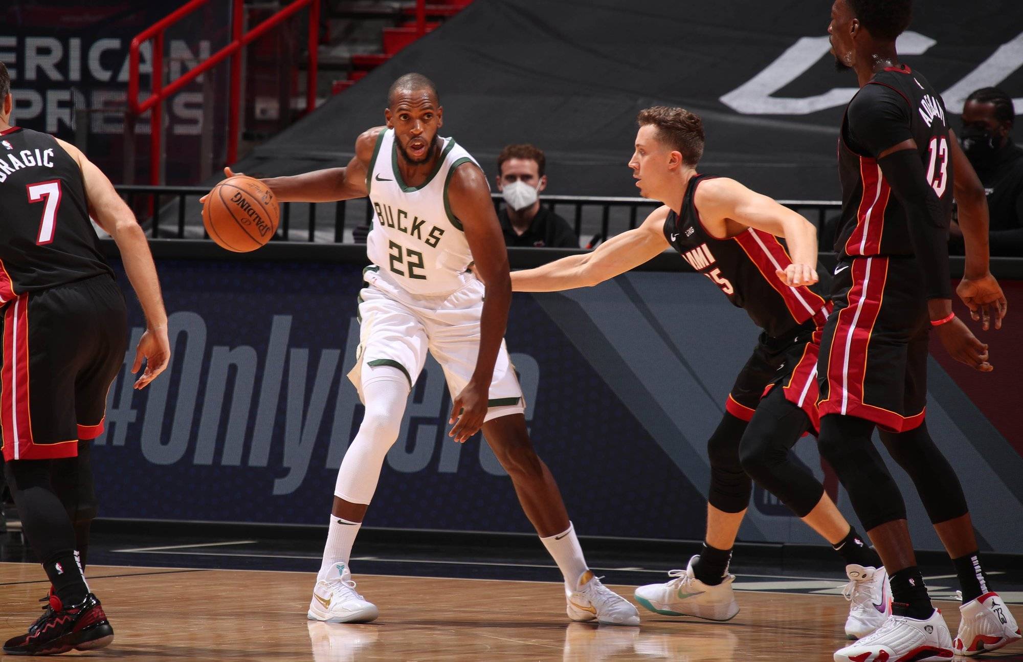 亚博足球官网-密尔沃基为什么叫雄鹿