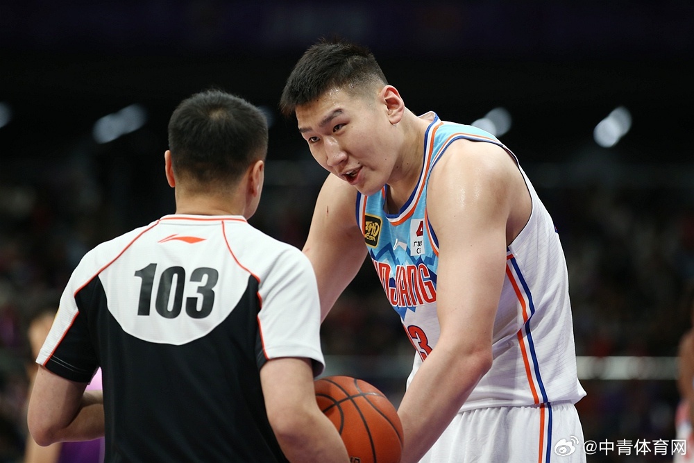 亚博体育官方-风云突变深圳男篮赛后造点机会，荷甲版图或变，目标明确，赛季目标并未改变