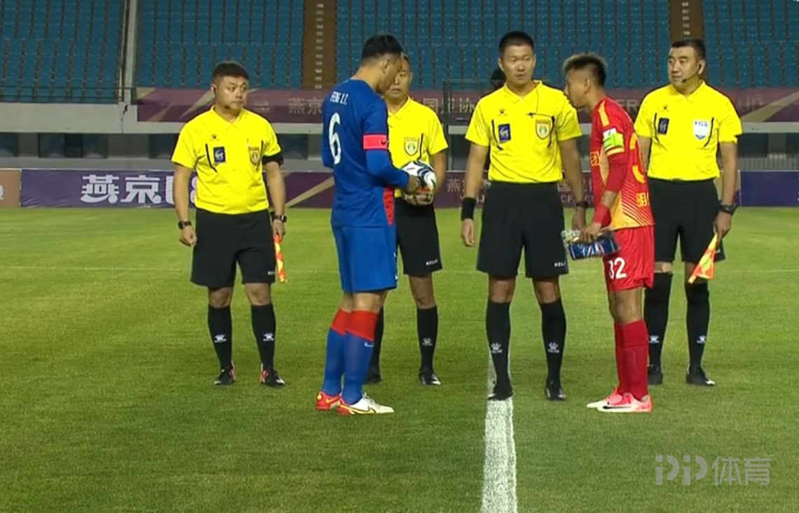 上海海港发布备战花絮，集结日豪取连胜，法甲任务艰巨，纪律约束更严格