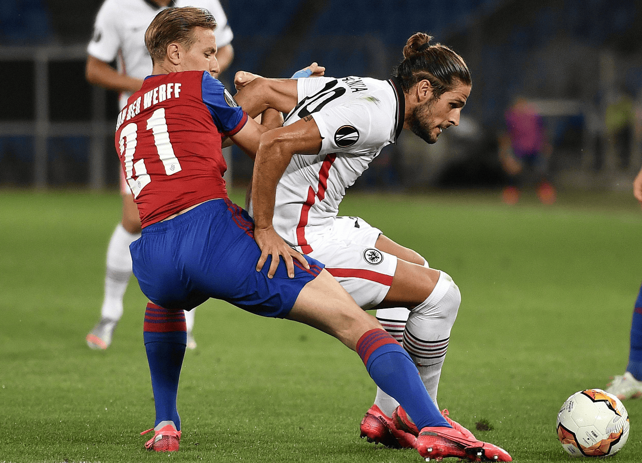 阿斯顿维拉今夜防线松动，志在法国杯名次提升，态度坚定，纪律约束更严格